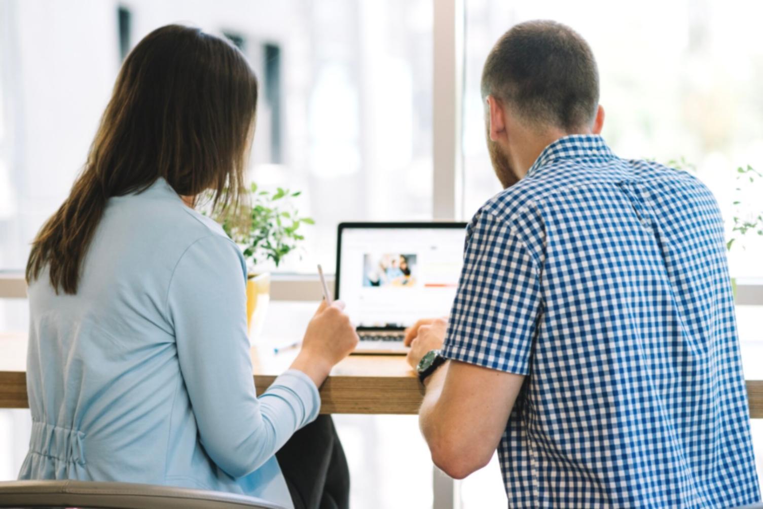 Análisis de métricas móviles en plataforma educativa